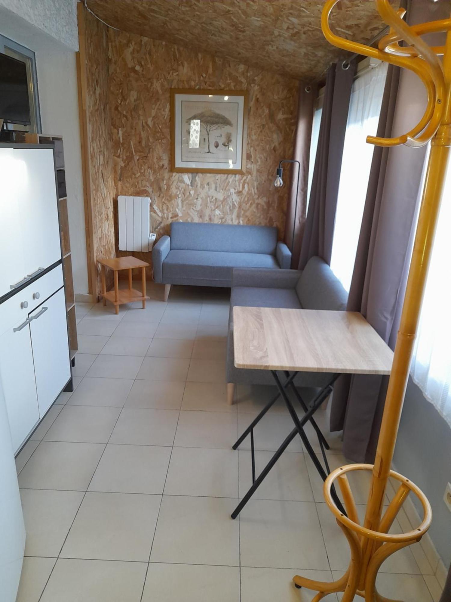 Chambres D'Hotes Chez Cecile A Lagnes ภายนอก รูปภาพ